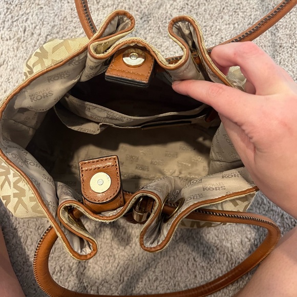 Michael Kors Purse - Picture 2 of 6